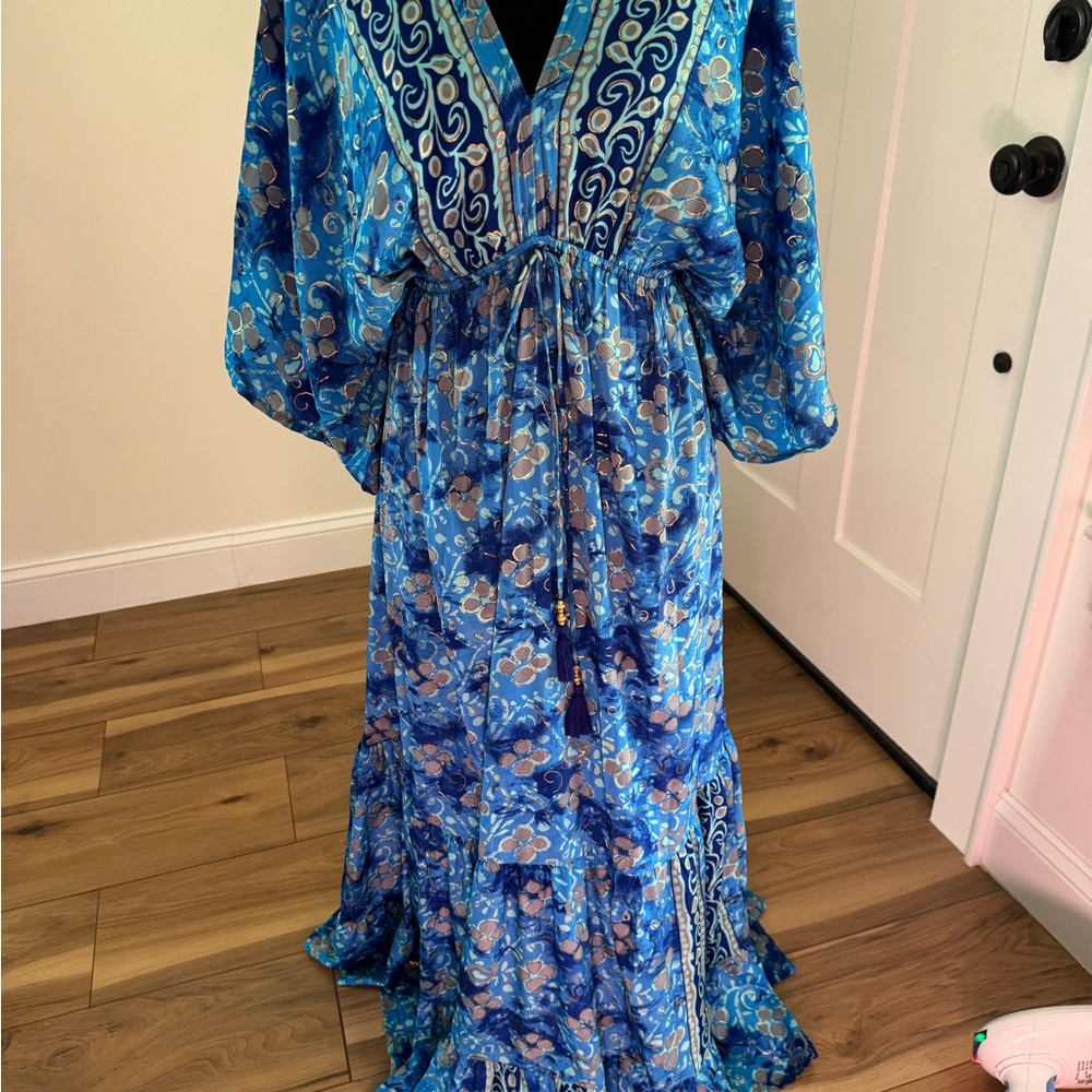Elegant Blue Floral Maxi Dress
